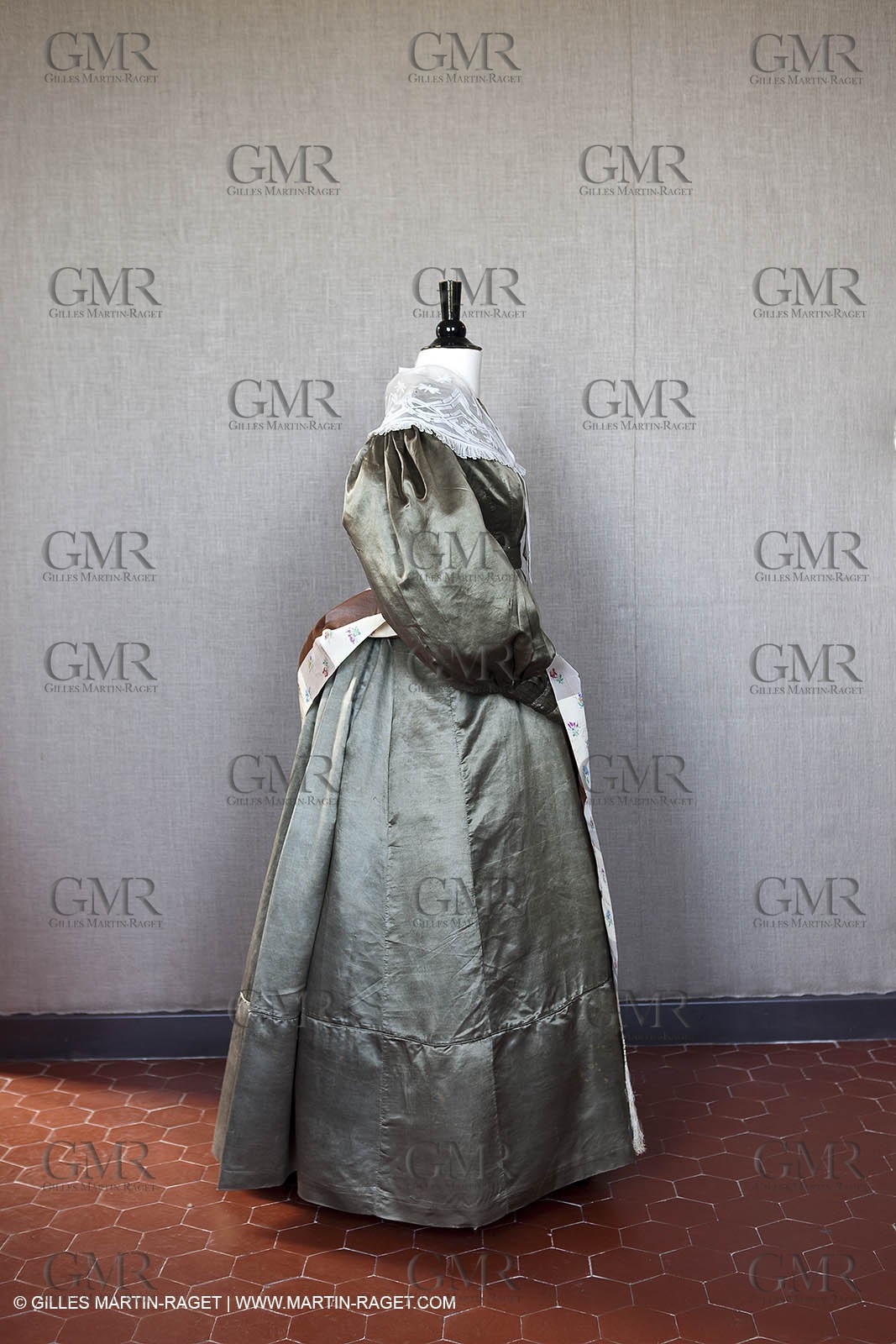 06 07 2012, Toulon (FRA,83), Villa Rozemaine, exhibition 'Fashion Dresses