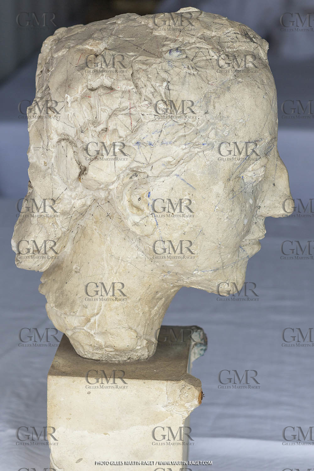 Oeuvre de Germaine Richier, plâtre Buste Lucette