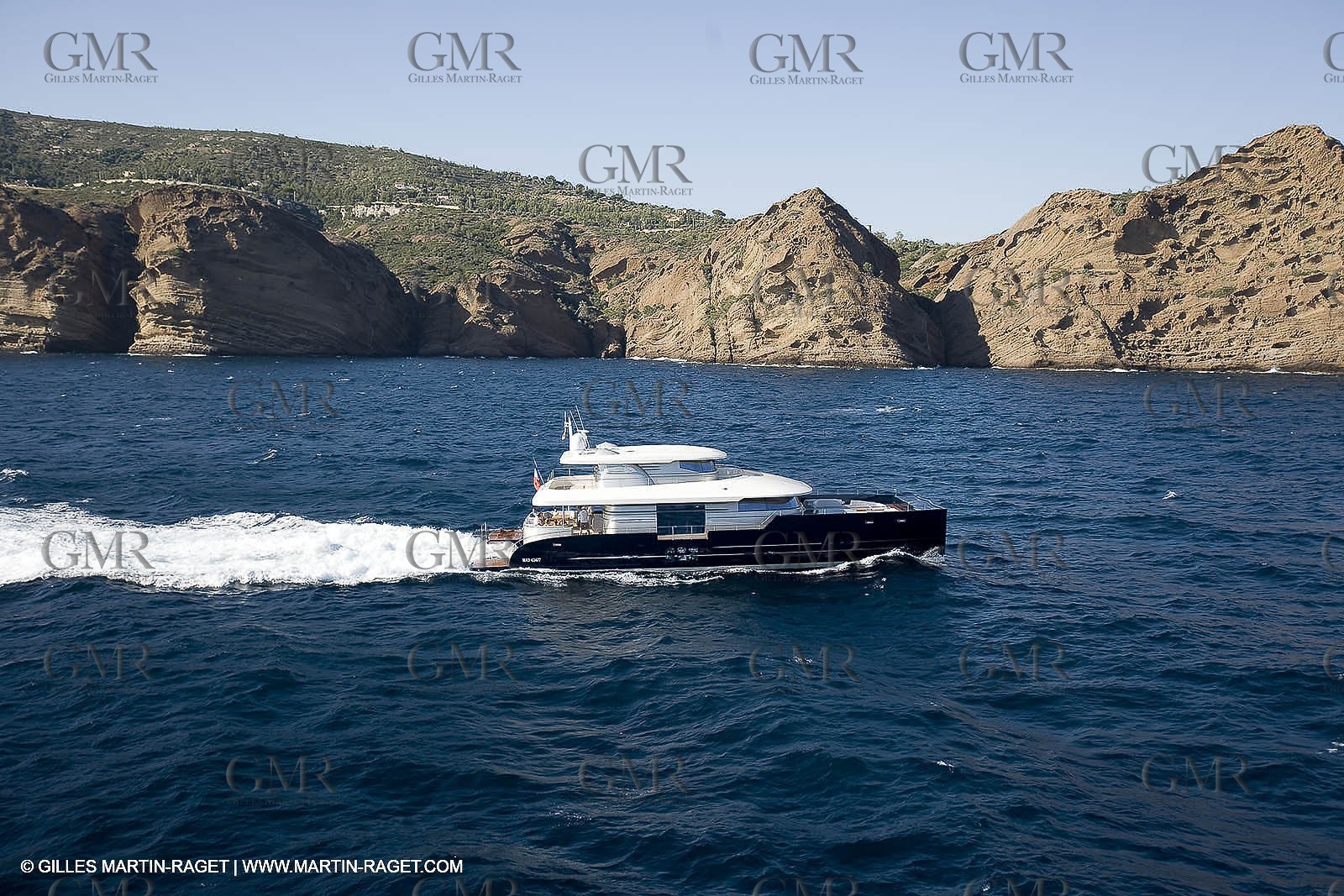13-07-07 - La Ciotat - MotorYacht - Chantier H2X