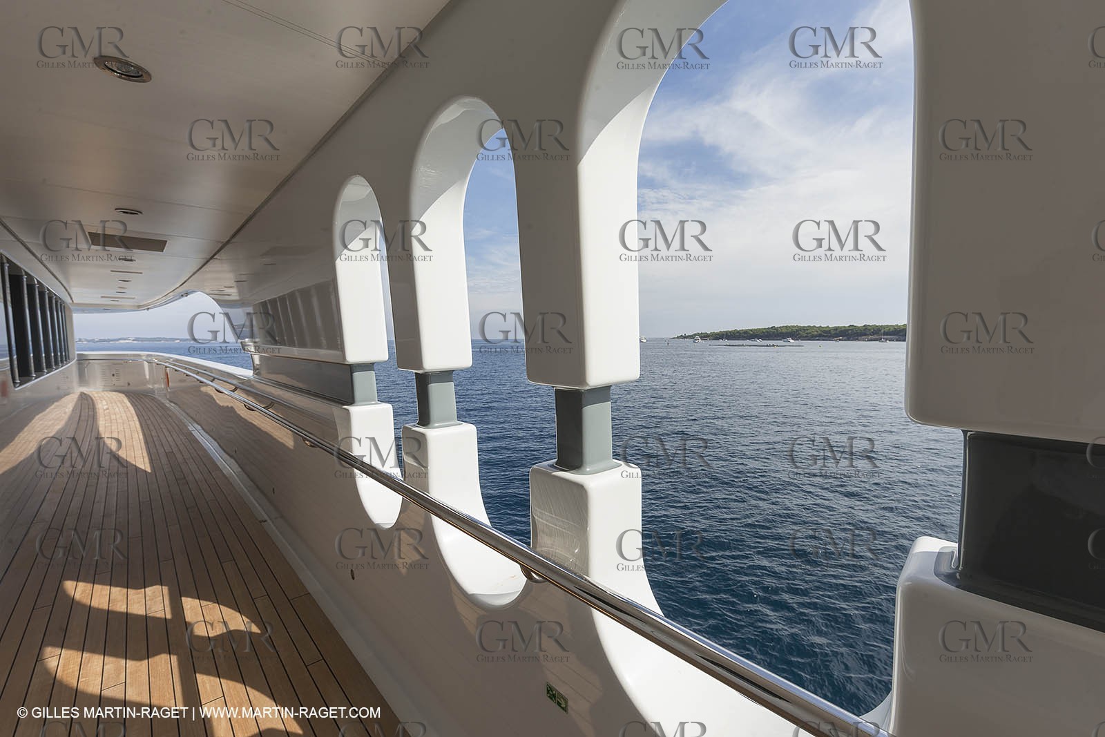 21 09 2014 - Cannes (FRA,83), Motor yacht TV