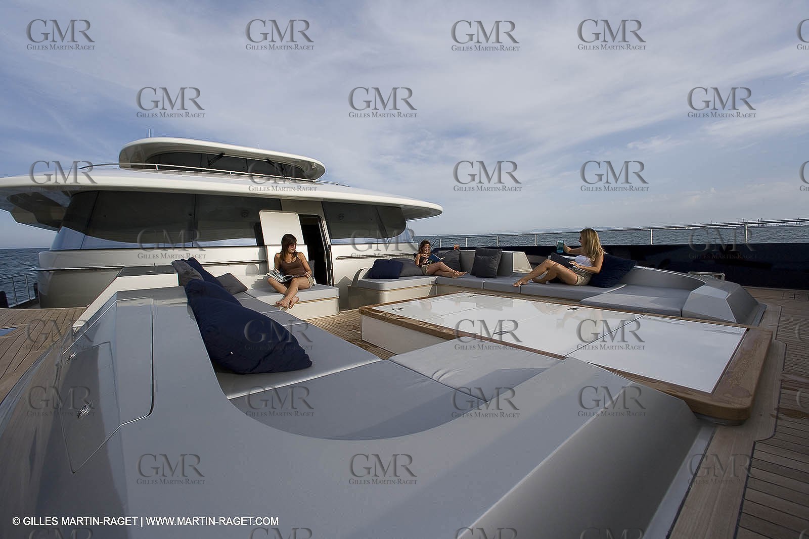 11 06 2007 - Valencia (Spain) - Super Yacht Catamaran Bradley, Gilles Vaton design built by H2X in la Ciotat (France)