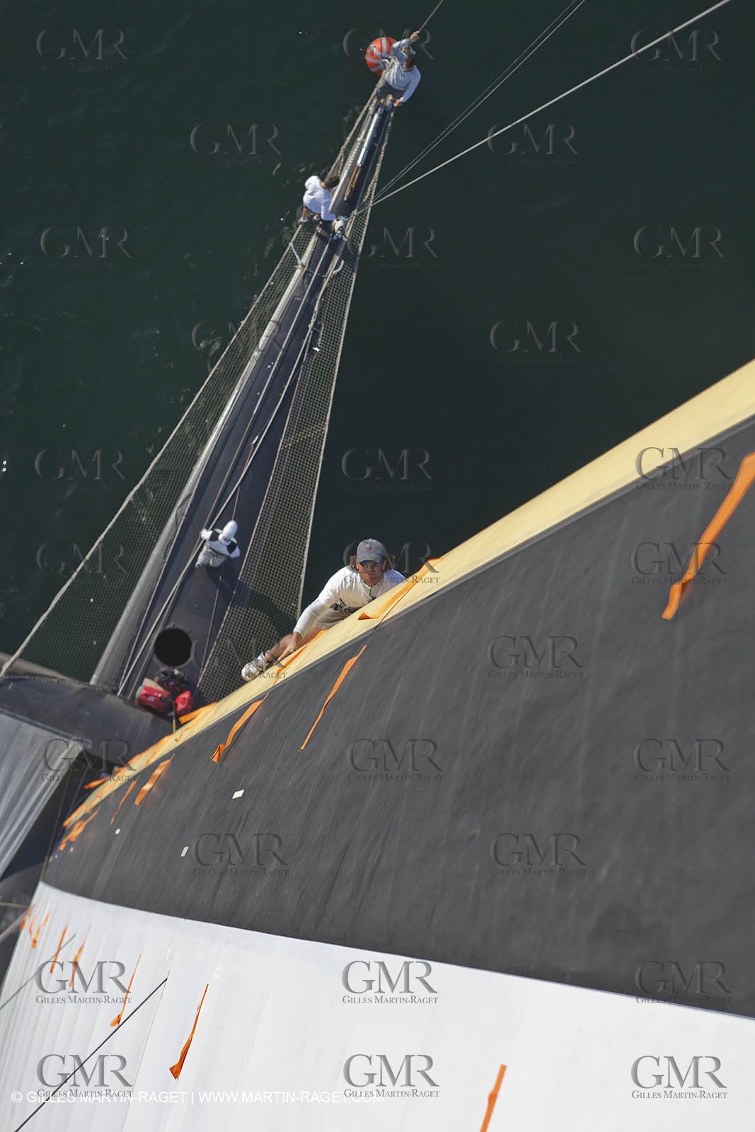 19 11 2009 - San Diego (USA, CA) - 33rd America's Cup - BMW ORACLE Racing - Wing trials, Day 6