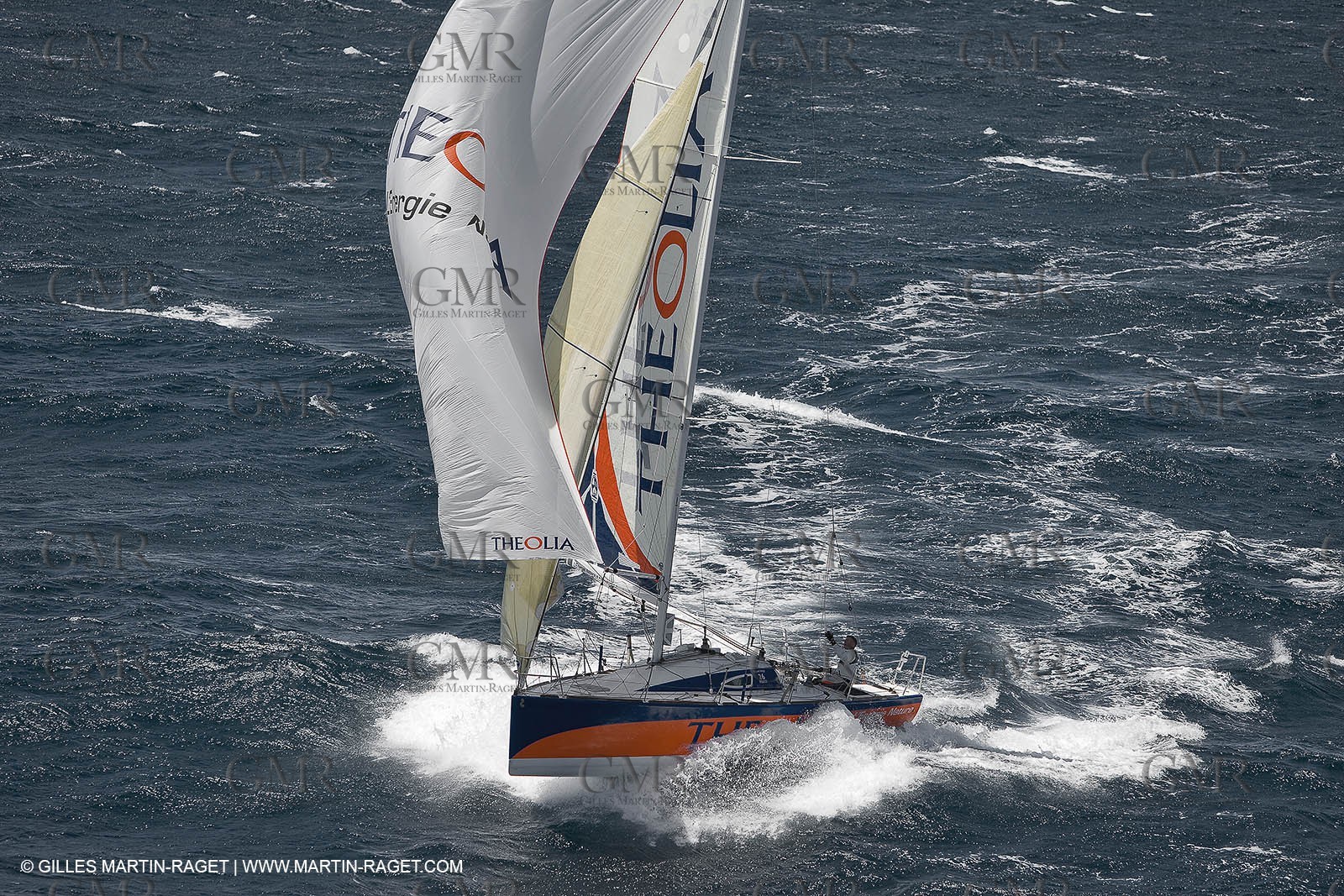 06-26-2007 - FIGARO II - THEOLIA - Skipper : Robert Nagy - Training off Marseille (south France) with strong wind conditions