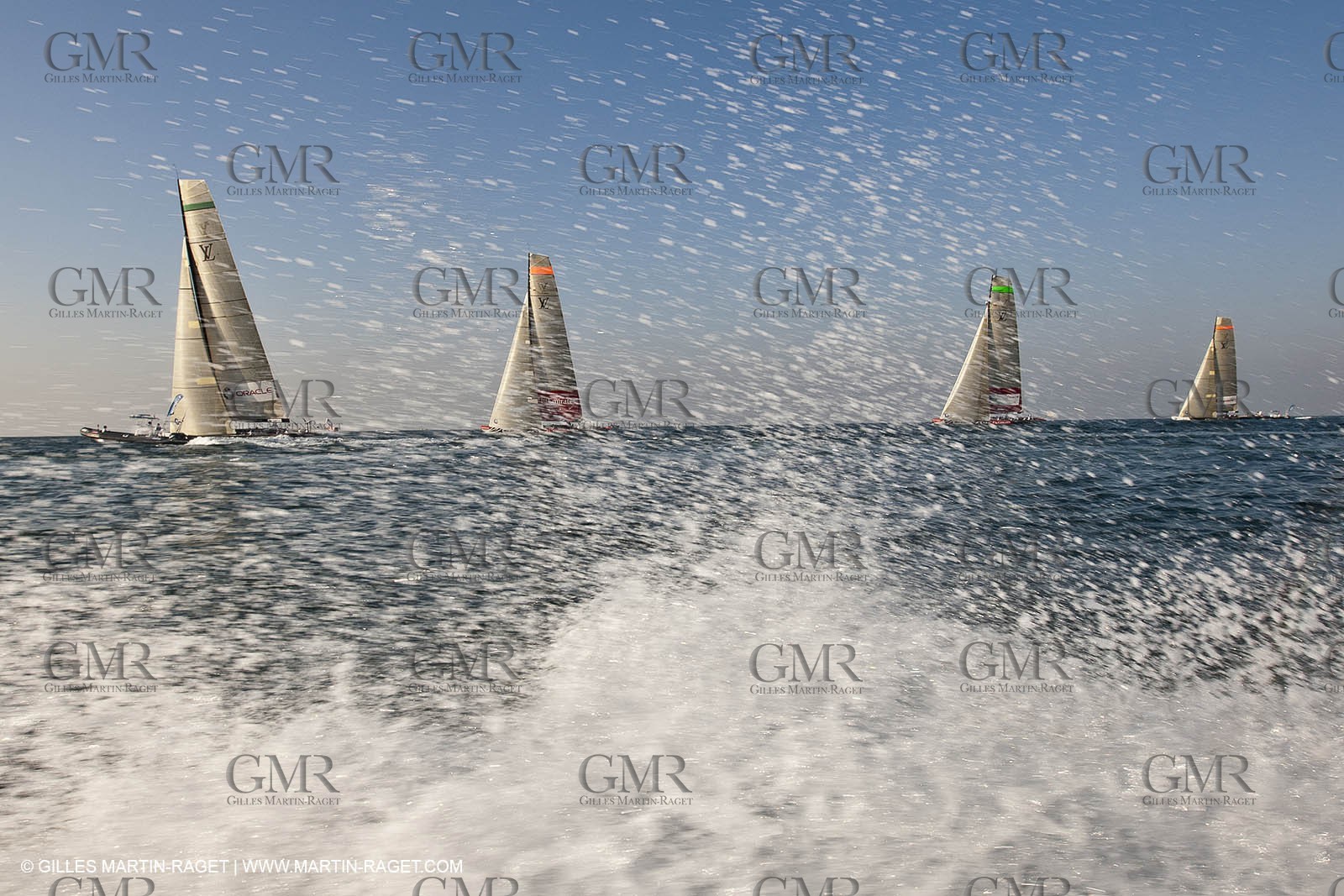 25 11 2010 - Dubai (UAE) - Dubai Louis Vuitton Trophy -  BMW ORACLE Racing - Fleet races