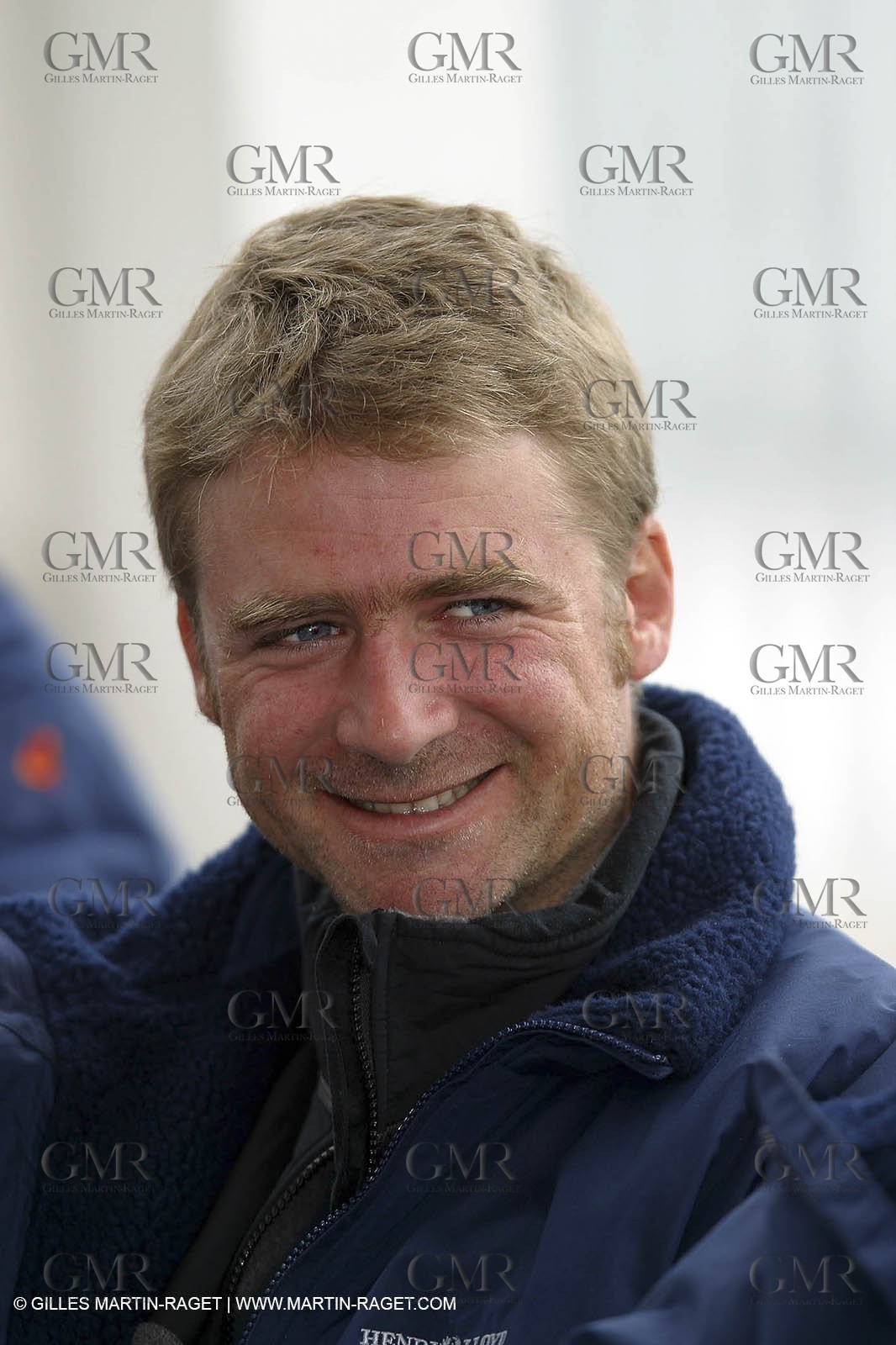 Orange II - Jules Verne Trophy 2004 - 1st Lorient Start - Yann Eliès