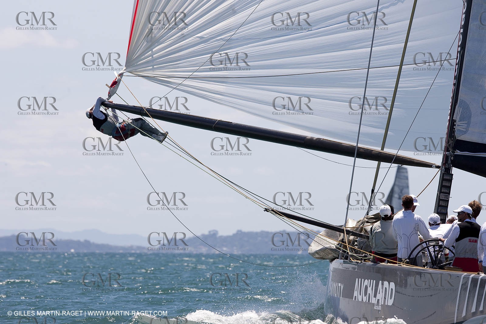 21 01 2009 - Auckland (NZL) -  Louis Vuitton Pacific Series - BMW ORACLE Racing - Training