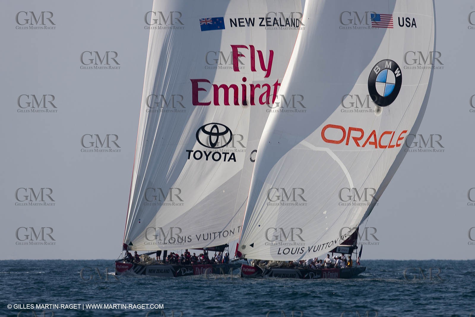 21 11 2010 - Dubai (UAE) - Dubai Louis Vuitton Trophy -  Round 2 - BMW ORACLE Racingg Vs Emirates Team New Zealand