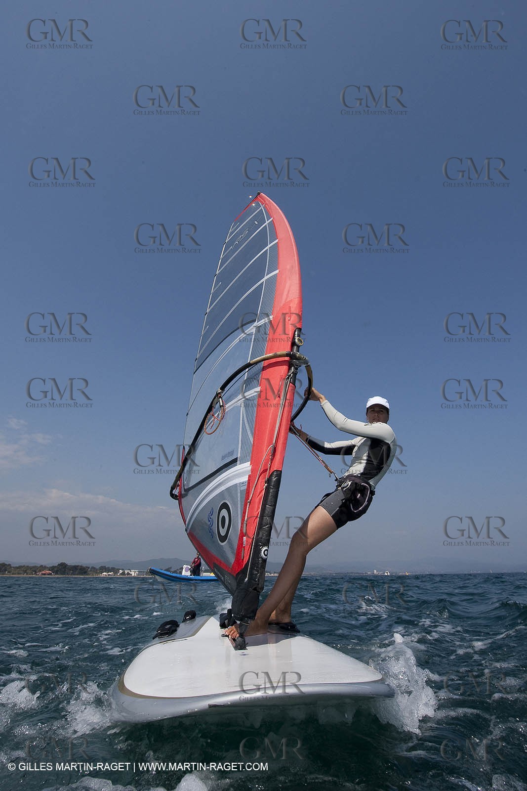 20 04 2010 - Hyères (FRA,83) - SOF 2010 - ZHIK Team - RSX women - Marina Alabau