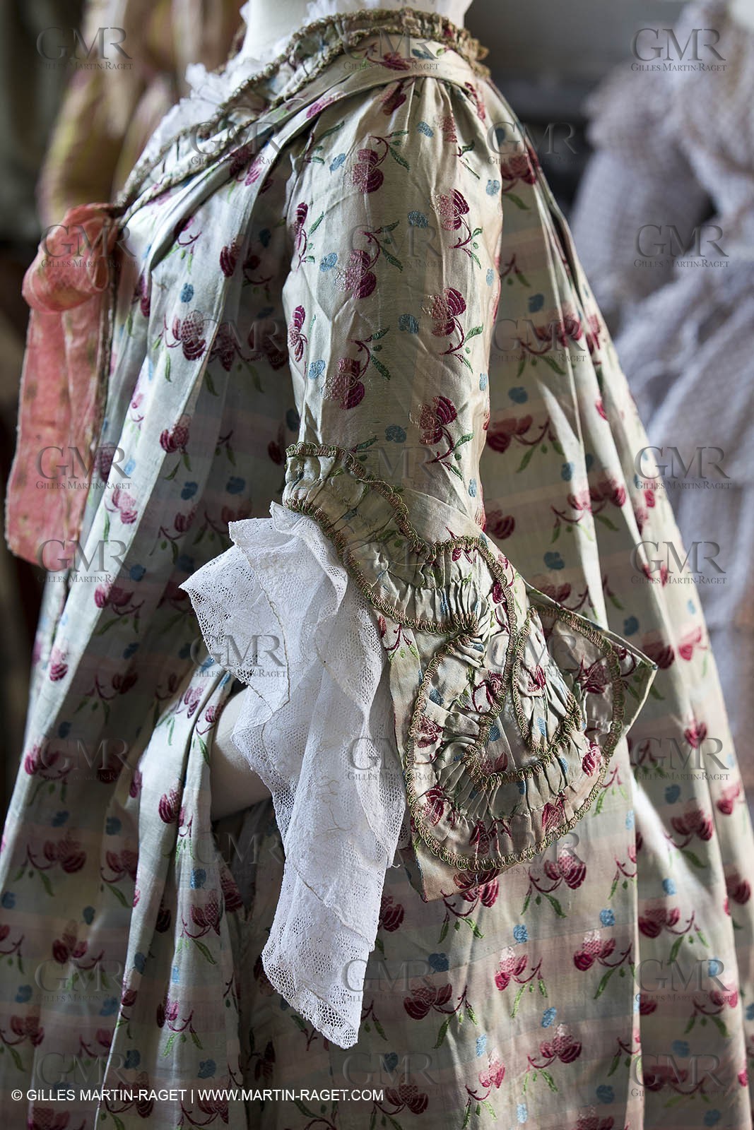 06 07 2012, Toulon (FRA,83), Villa Rozemaine, exhibition 'Fashion Dresses