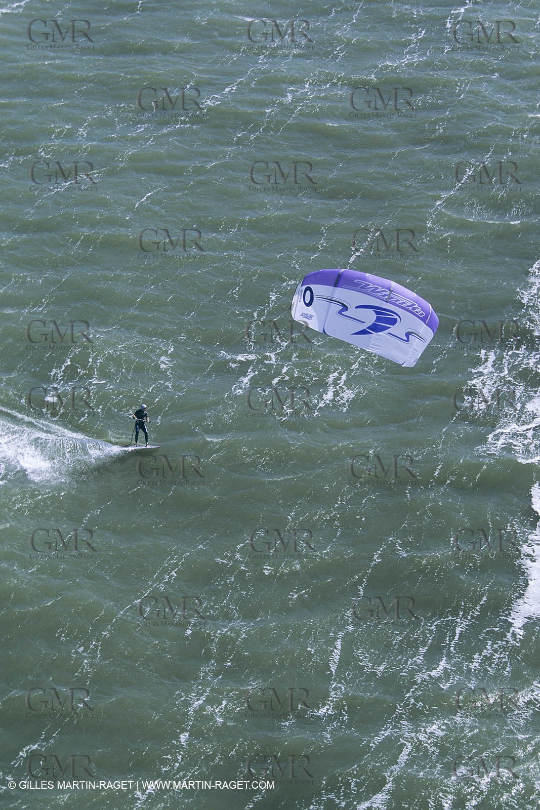 Watersports, Kite surfing