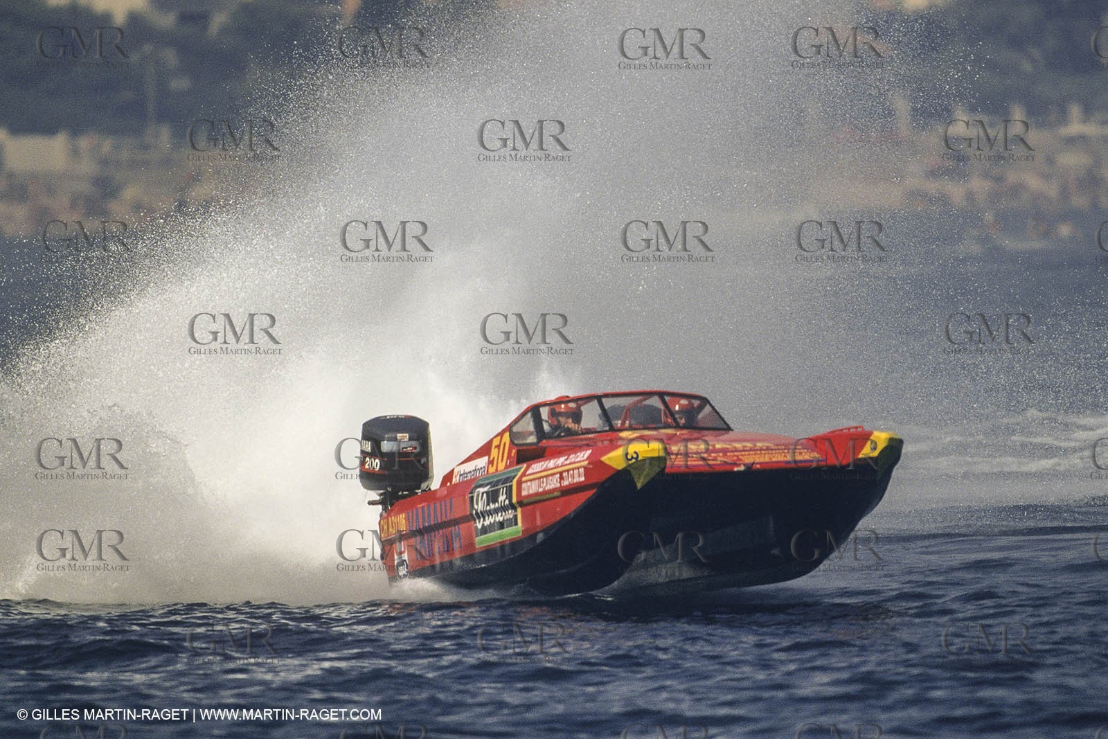 Powerboating, offshore racing