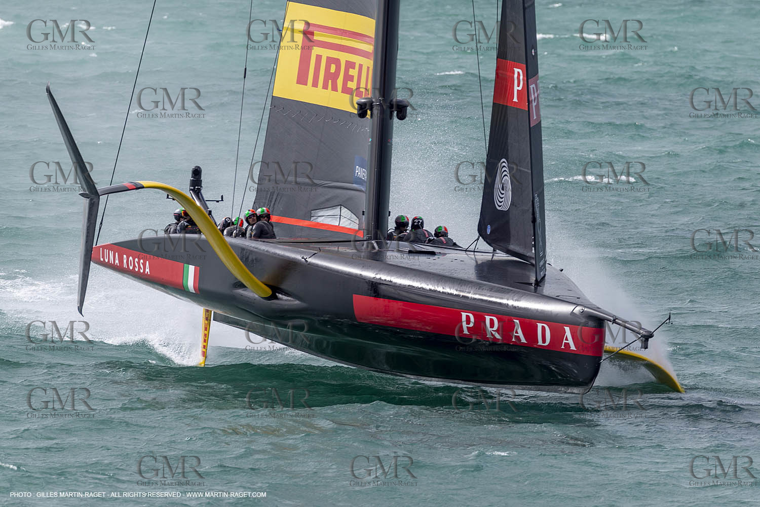 10 12 2020 - Auckland (NZL) - 36th America's Cup - Practice Sessions - Day 2 -Luna Rossa Prada Pirelli Team