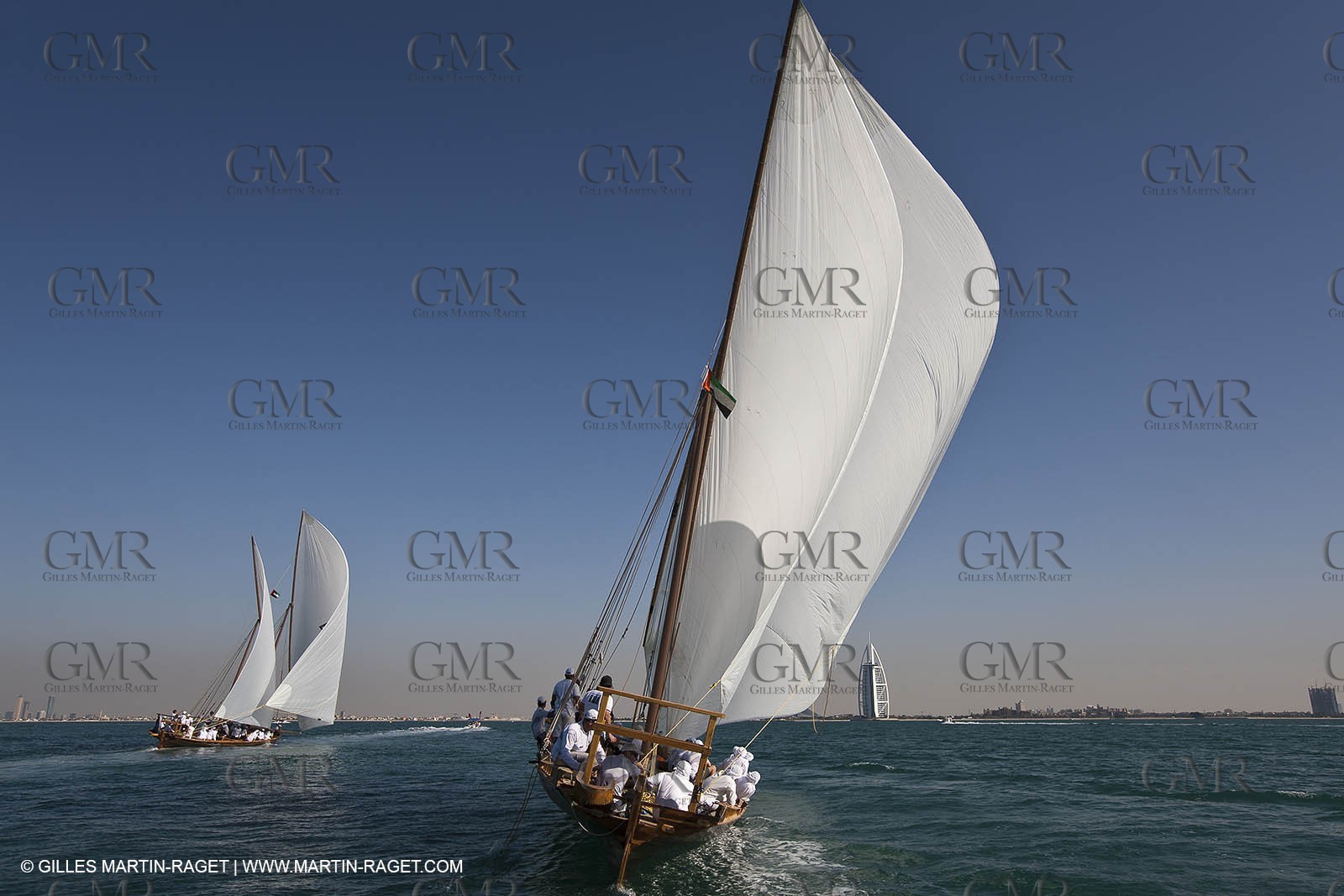 20 11 2010 - Dubai (UAE) - Dubai Louis Vuitton Trophy - Traditionnal dhow races for competing teams