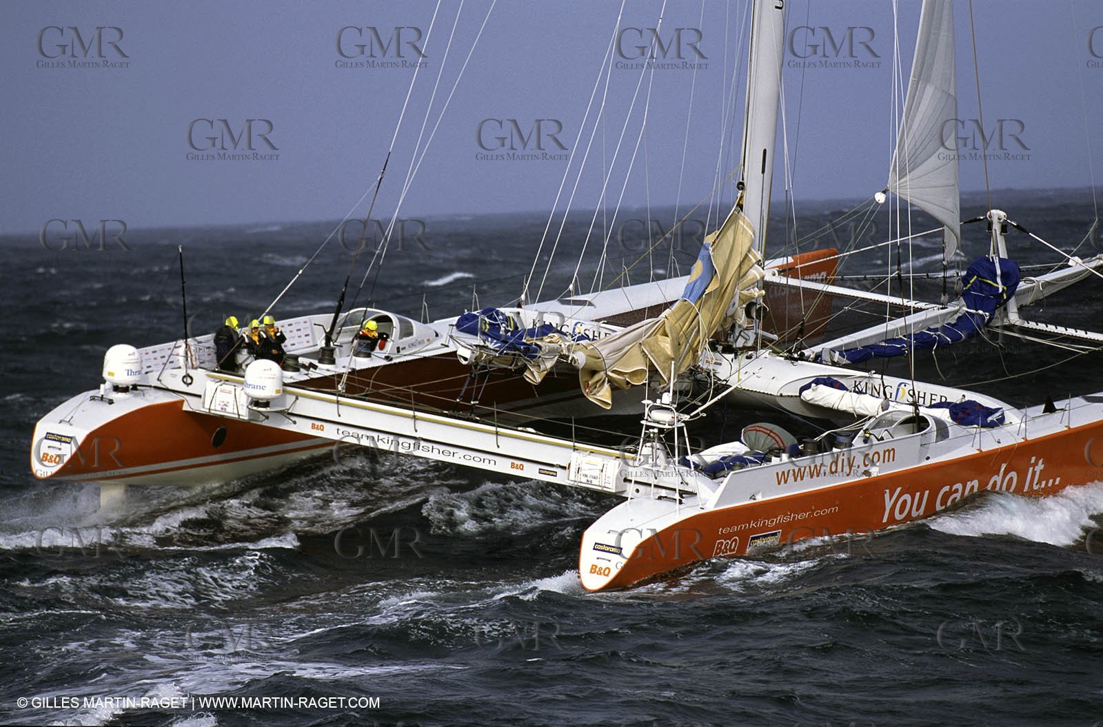 Kingfisher II - Jules Verne Trophy 2002 start - Brest