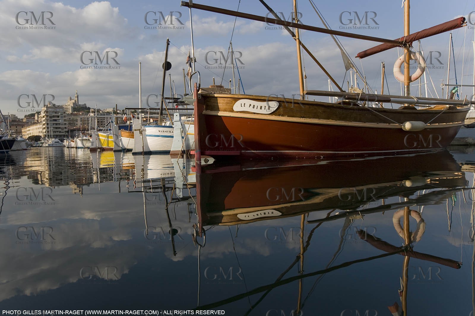31 08 2007  - Marseille (FRA, 13) - local fishing boats in the historical port
