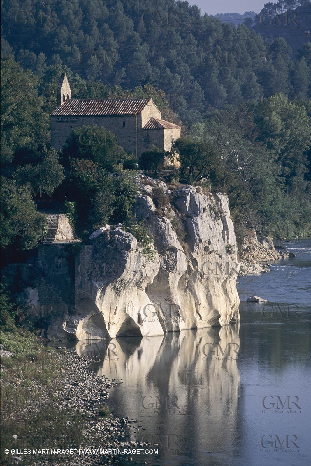 France, Provence, Pays d'Aix en Provence, Pont Mirabeau