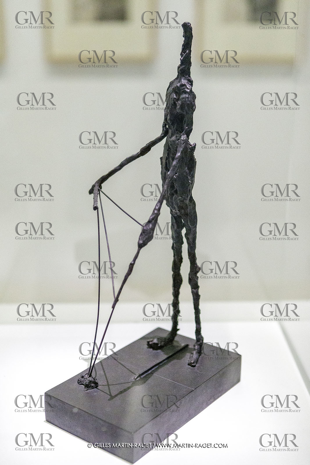 02 05 2023, Paris (FRA), oeuvre de Germaine Richier, Exposition Centre Pompidou 2023, Diabolo, Bronze patiné foncé, Fondeur : Susse, Paris, 40 x 20 x 16 cm, Collection particulière Suisse