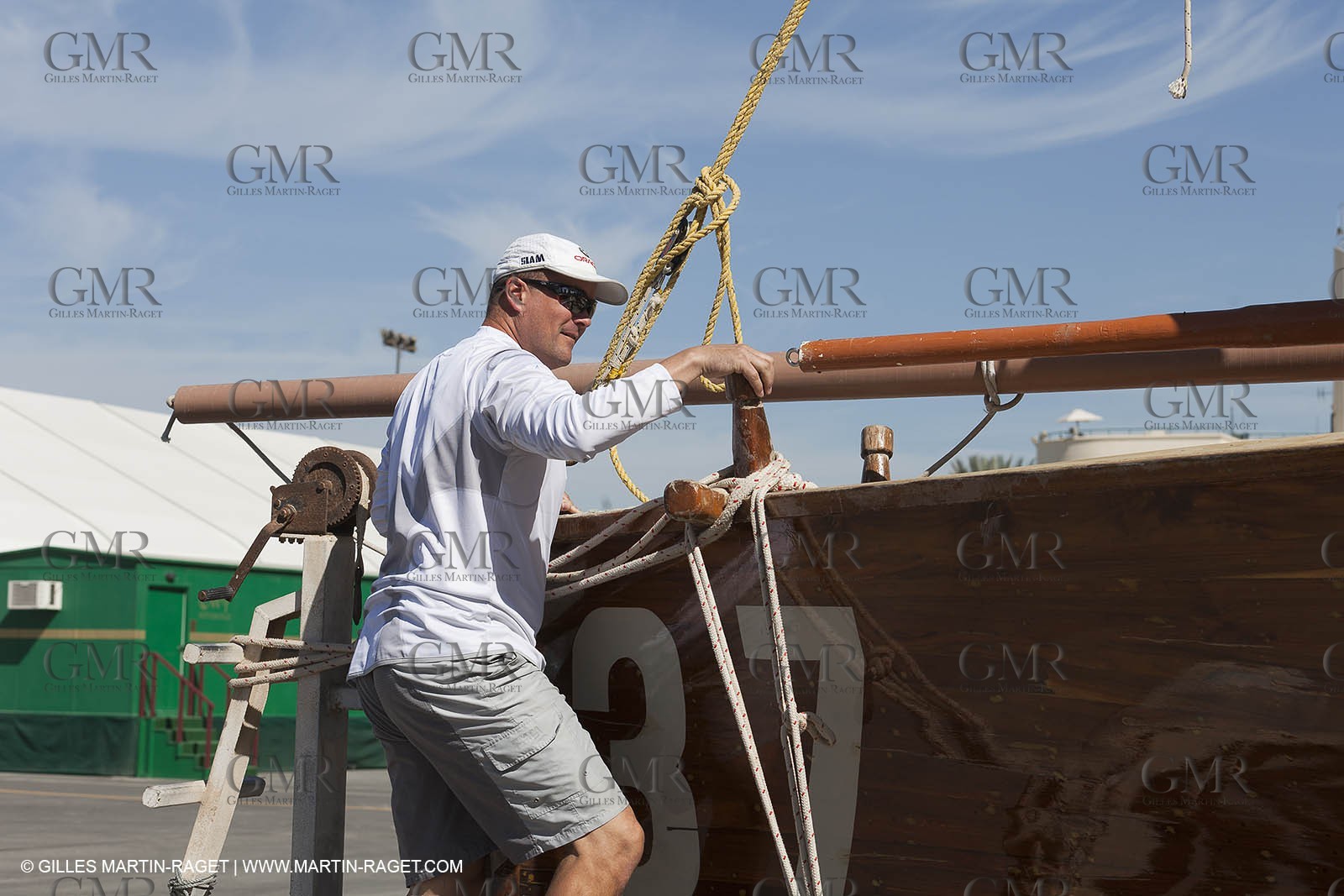 19 11 2010 - Dubai (UAE) - Dubai Louis Vuitton Trophy -  BMW ORACLE Racing - The Doha race