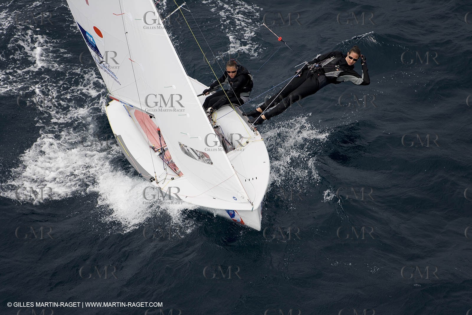 26 04 2007 - 2007 Semaine Olympique Française - Hyères (South of France) - Day 5 - Team France - 470 Femme - Petitjean-Douroux