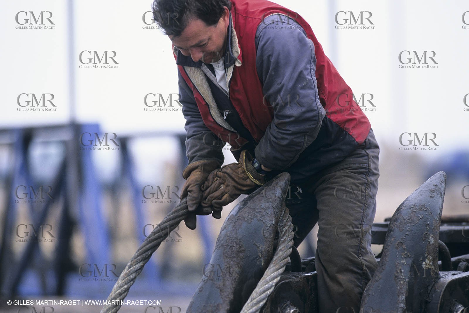 Monde maritime, opérations porturaires, ports, manoeuvres, marine world, harbour operations, maritime shipping,