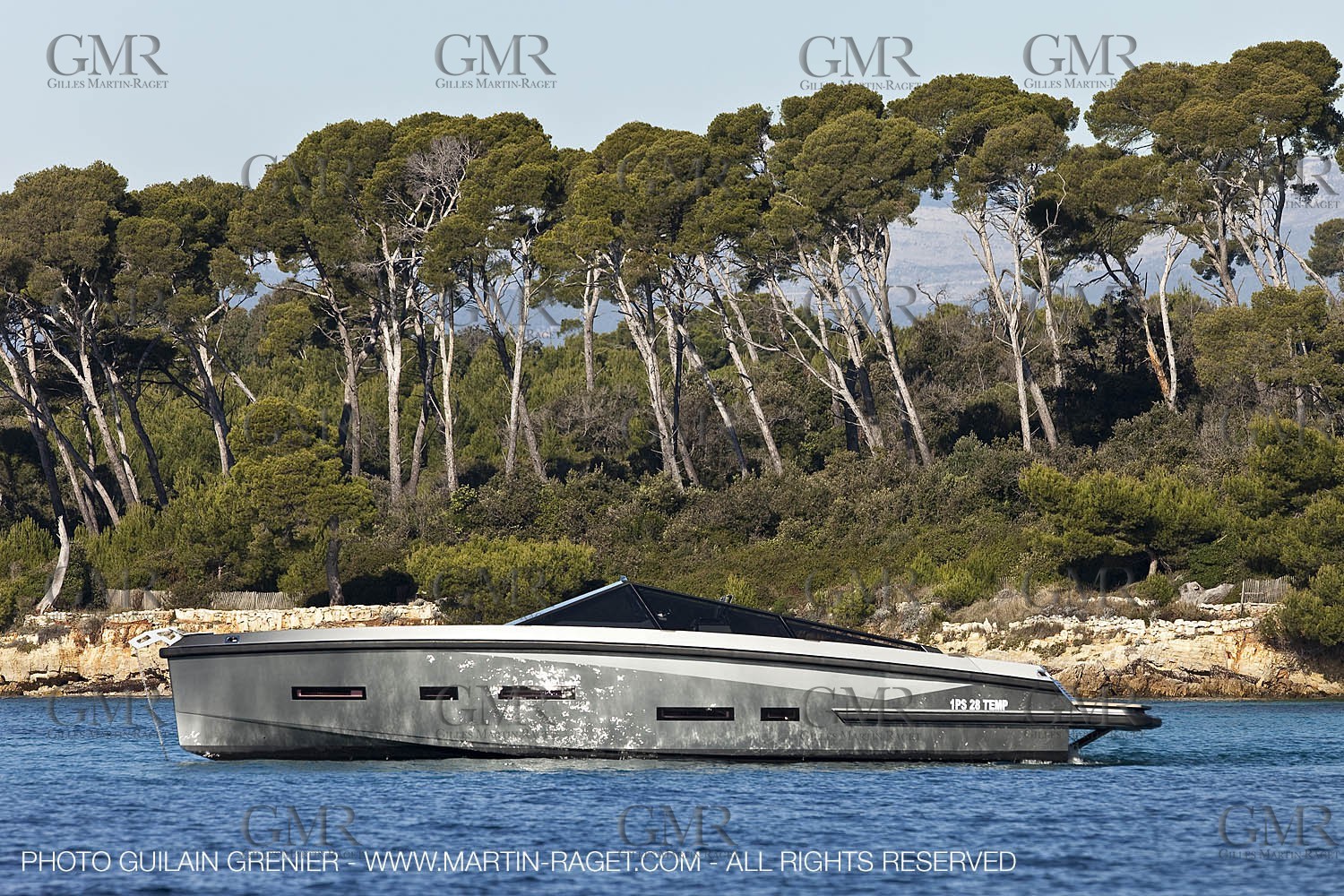 11 11 2009 - Saint Jean Cap Ferrat (FRA,06) Wally Yachts - Wallypower 55