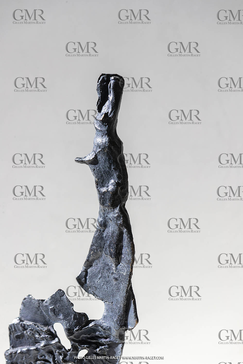 19 02 2020, Marseille (FRA,13), Oeuvre de Germaine Richier, Petit bronze n° 2, 1956, bronze patiné foncé, épreuve exposition, Fondeur : LThinot, Paris, 25 X 14,5 X 14 cm, collection particulière