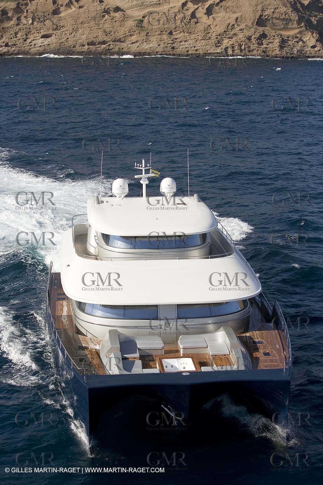 13-07-07 - La Ciotat (FRANCE) - MotorYacht - Chantier H2X