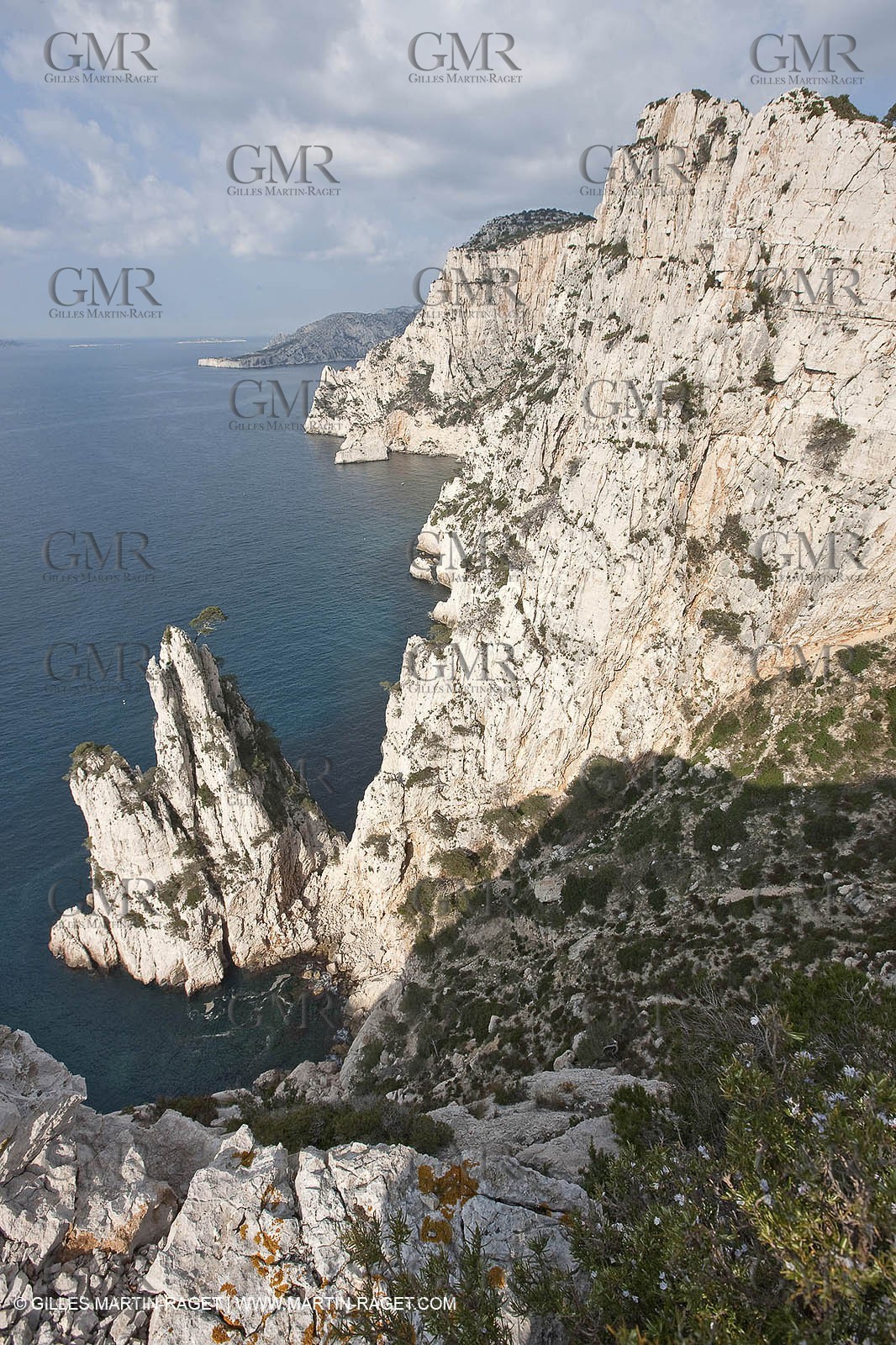 20 03 2009 - Marseille (FRA, 13) - Les Calanques - Pic de l'Eissadon et falaises du Devenson
