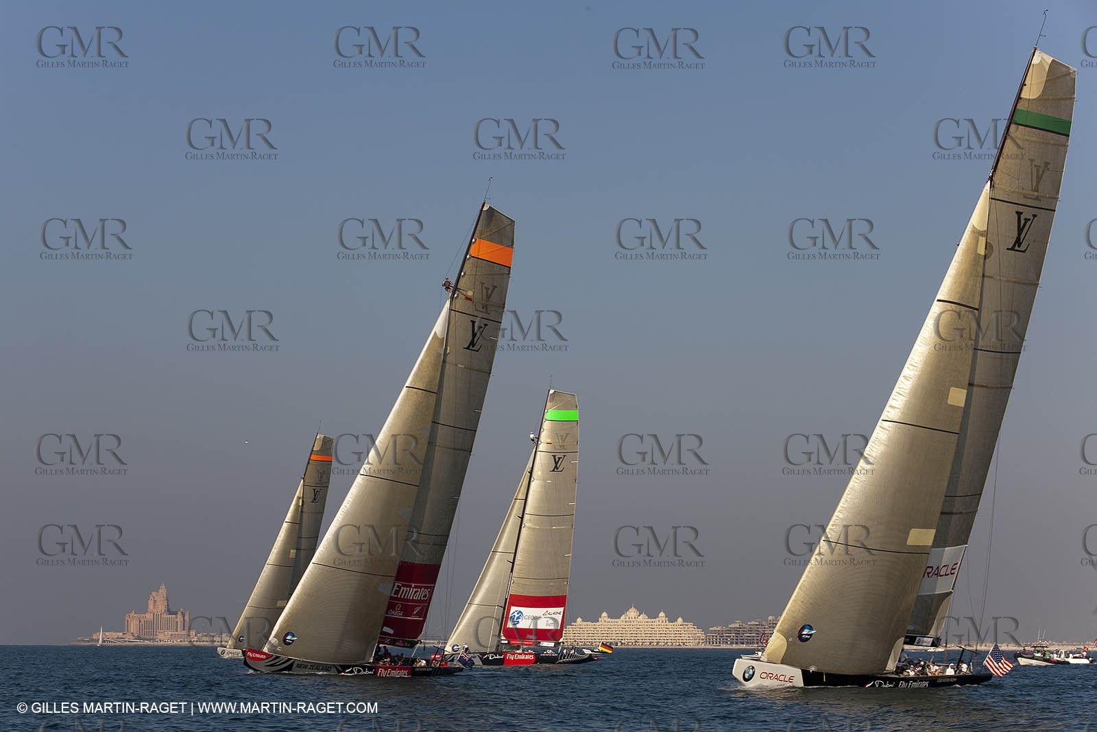 25 11 2010 - Dubai (UAE) - Dubai Louis Vuitton Trophy -  BMW ORACLE Racing - Fleet races