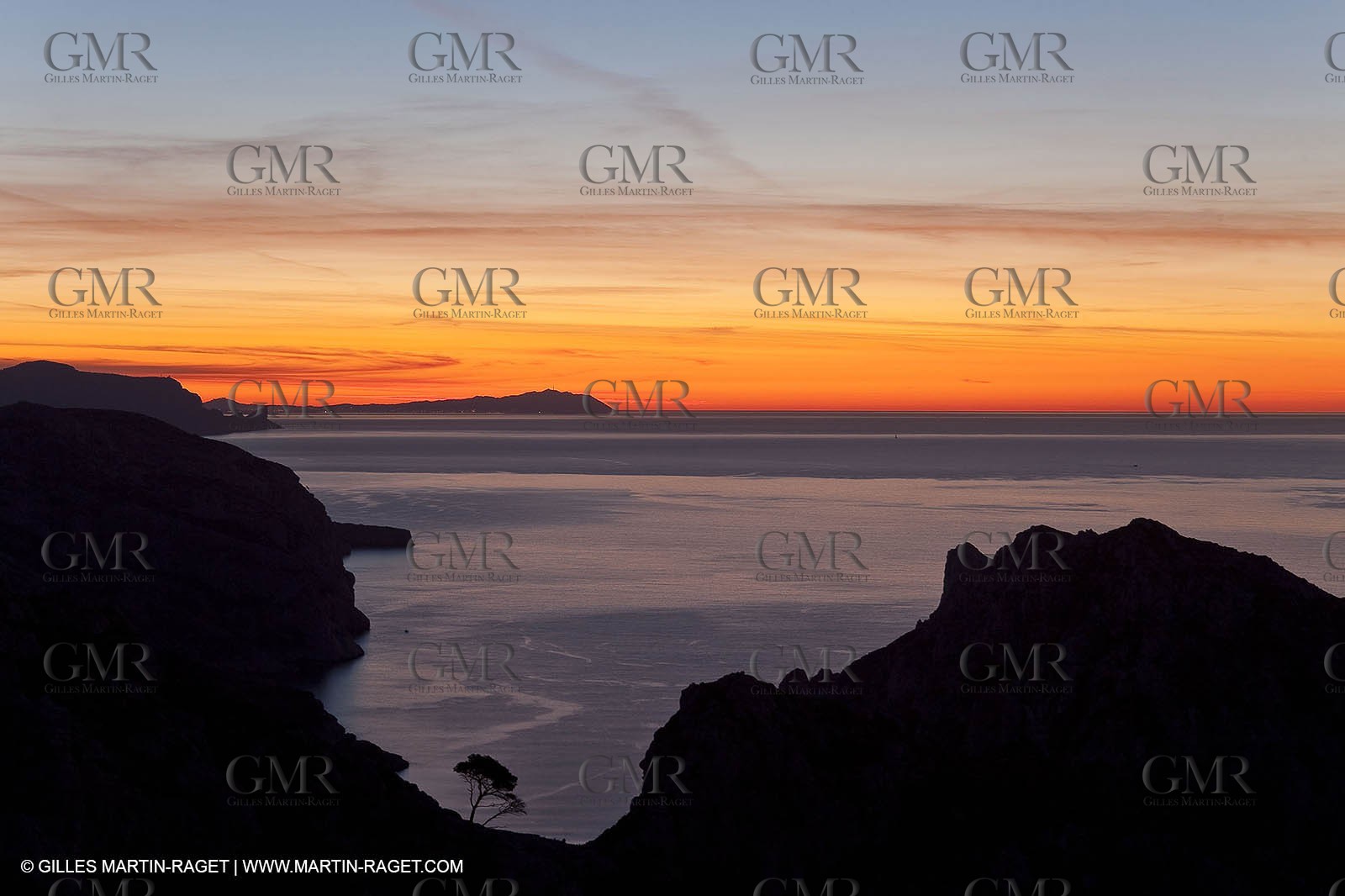 Décember 2009 - Marseille (FRA) - Les Calanques - Sormiou highs as seen from Cortiou pass