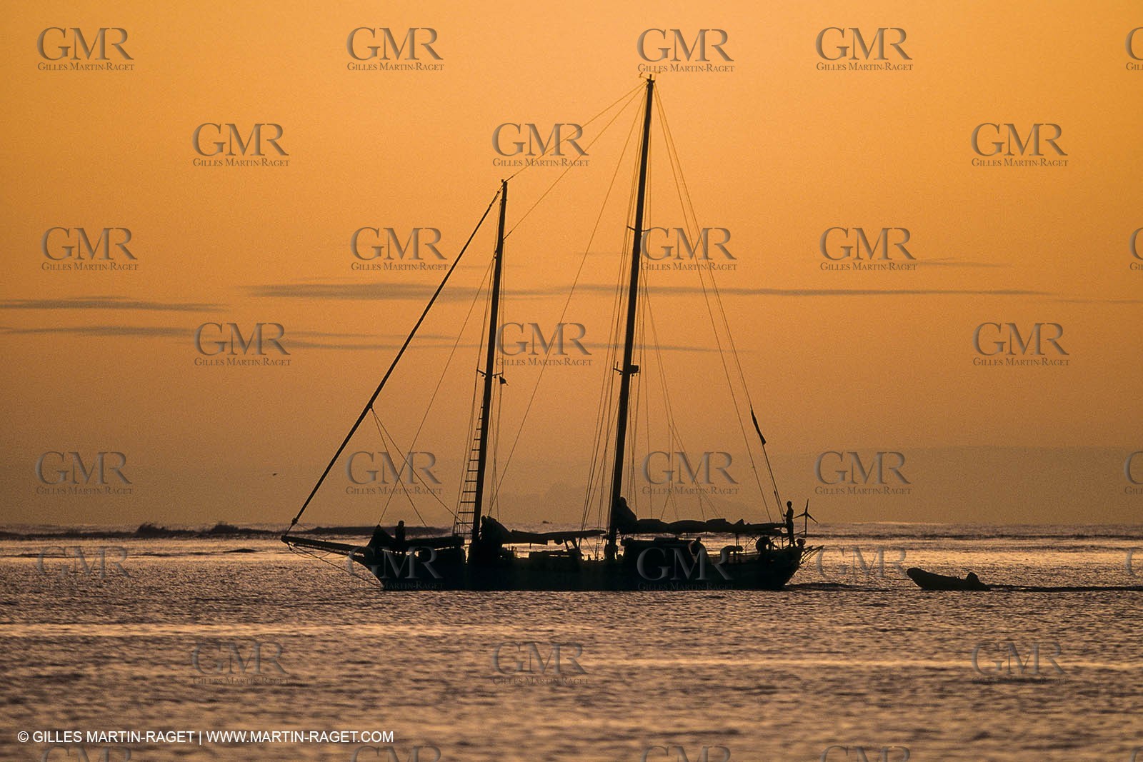 sailing, cruising, monohull at the mooring