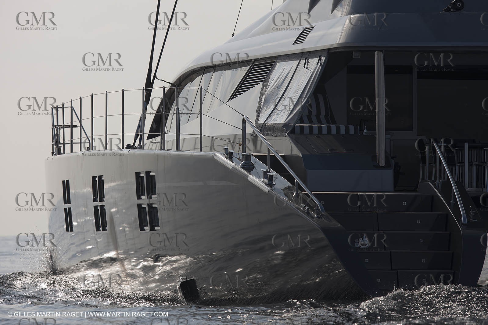 25 02 2011 - La Ciotat (FRA,13) - Super Yachts - Chantier H2X - Cartouche