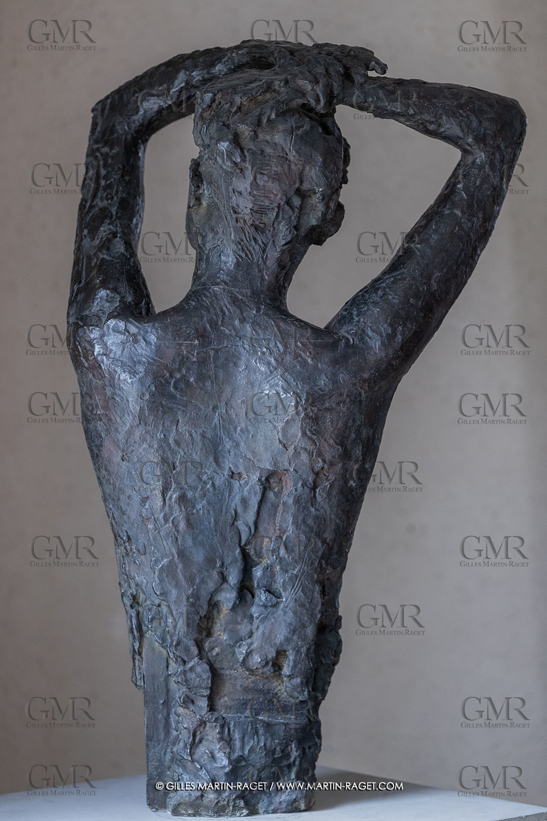 01 06 2023, St Rémy de Provence, Oeuvre de Germaine Richier, Sava Alexandra 1944, bronze patiné foncé, Exemplaire d'exposition, fondeur : Susse, Paris, 82,5 x 50 x 37 cm, collection famille Germaine Richier
