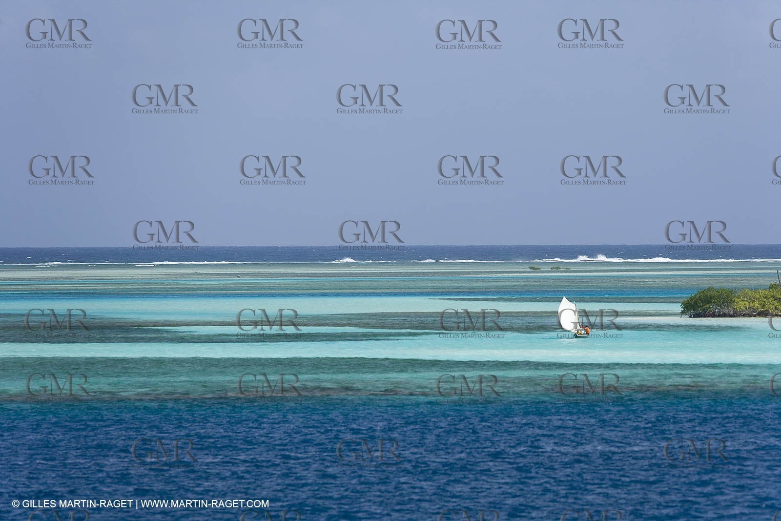 01 02 2008 - San Blas Archipelago (Panama) - Motor Yacht Senses