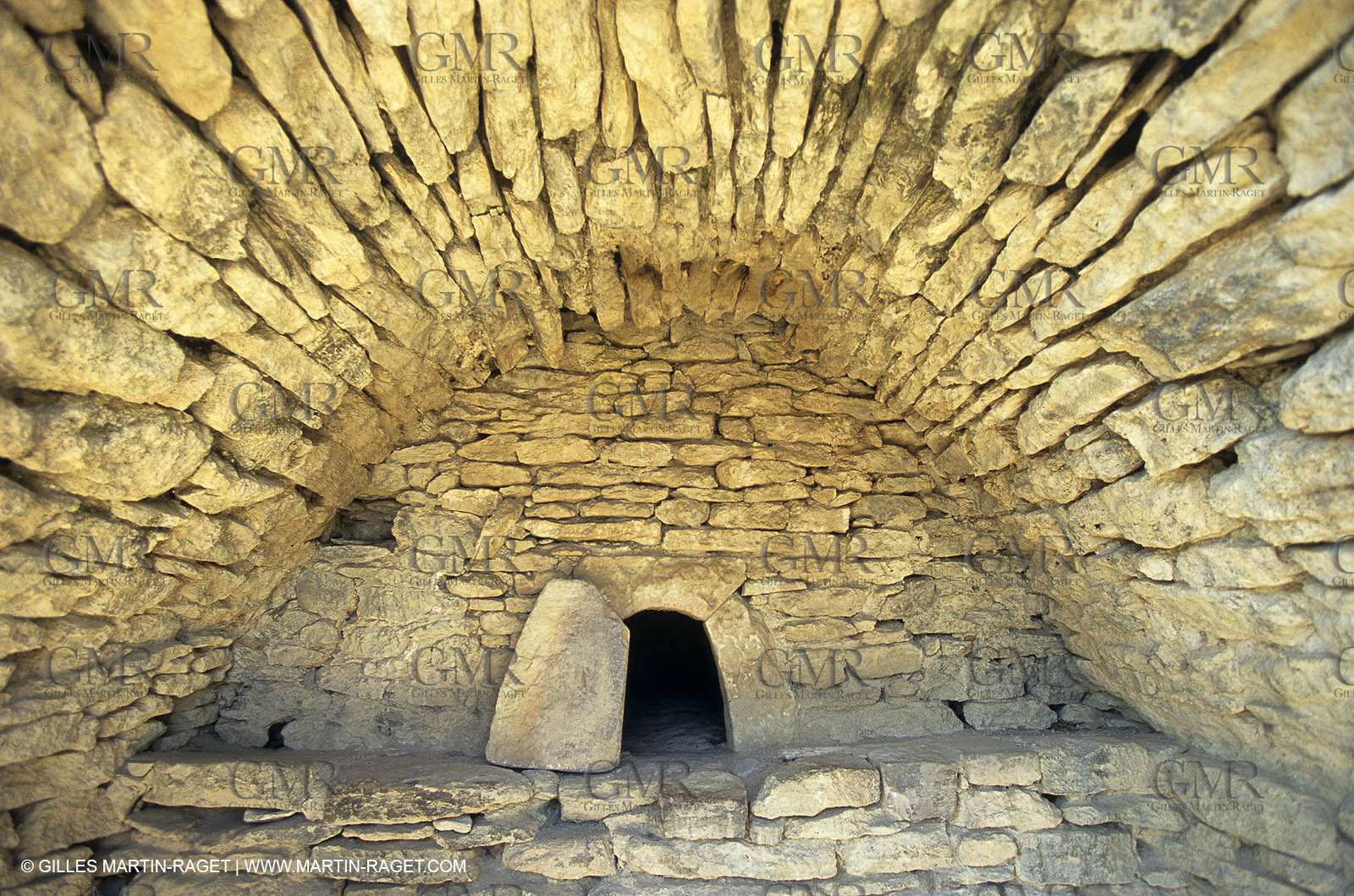France, Provence, Luberon, Gordes, Village des Bories