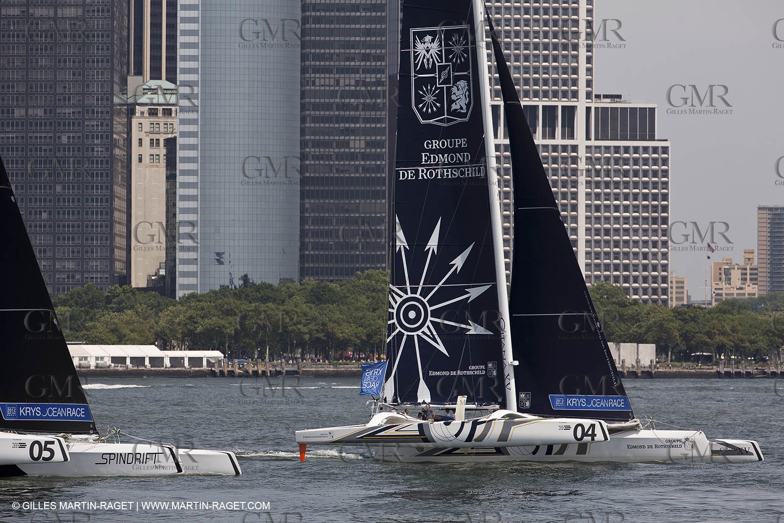 05 07 2012 - New York (USA) - Ocean Krys Race - Speed runs in fornt of NY city