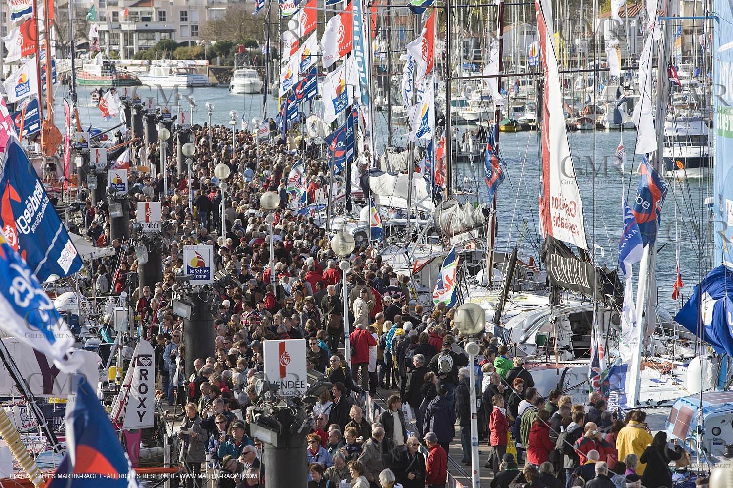 03 11 2008 - Les Sables d'Olonne (FRA,85) - Vendée Globe 2008 - Dockside ambiances