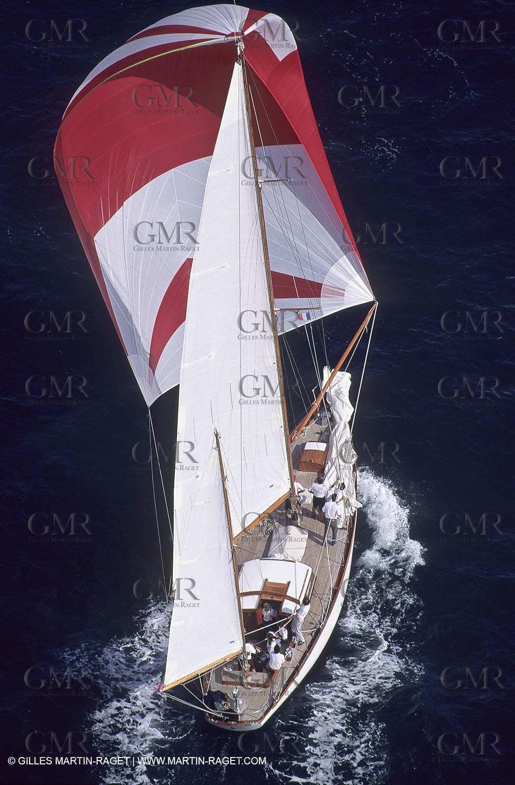 Sailing, Classic yachts, Nioulargue 1992,  Saint-Tropez (FRA,83)