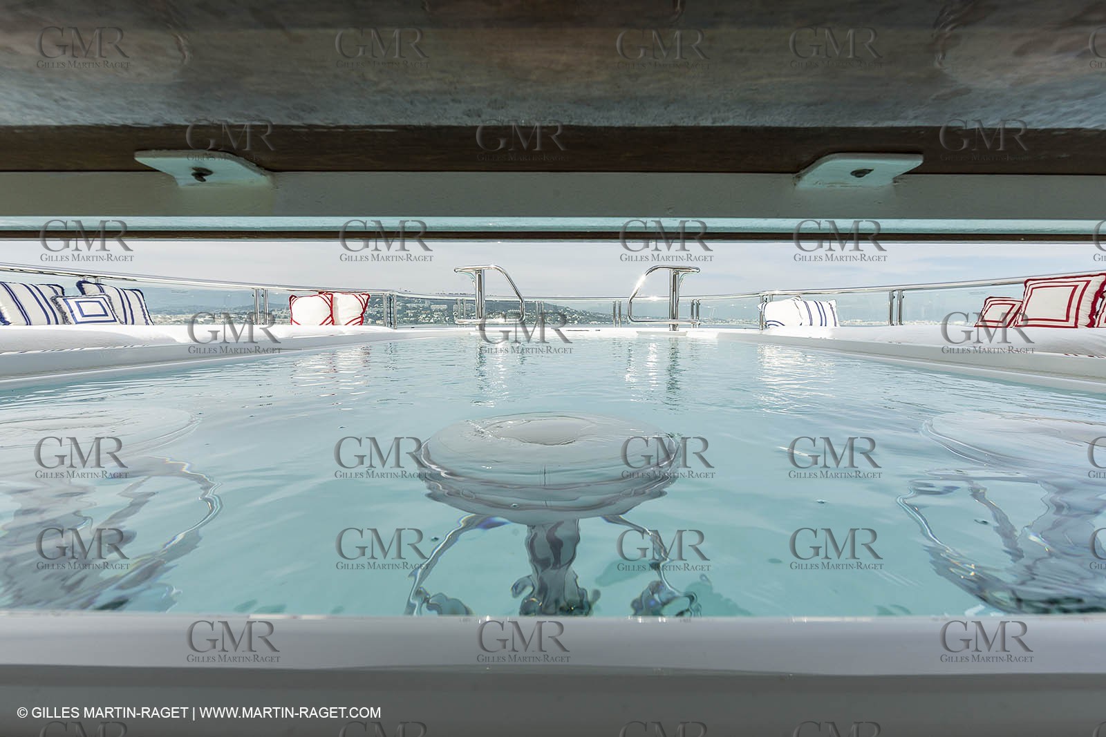 21 09 2014 - Cannes (FRA,83), Motor yacht TV