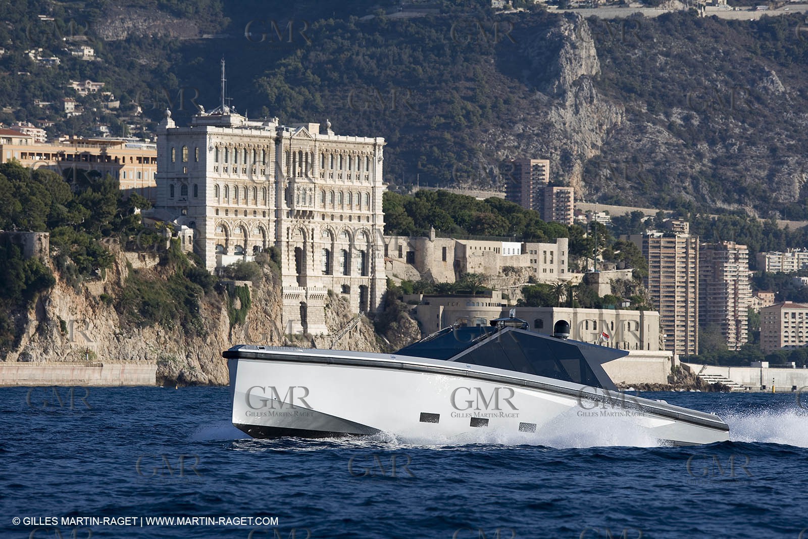 29 09 2007 - St Jean Cap Ferrat - Wally Yachts - Wally Power 70 - Lau Lau
