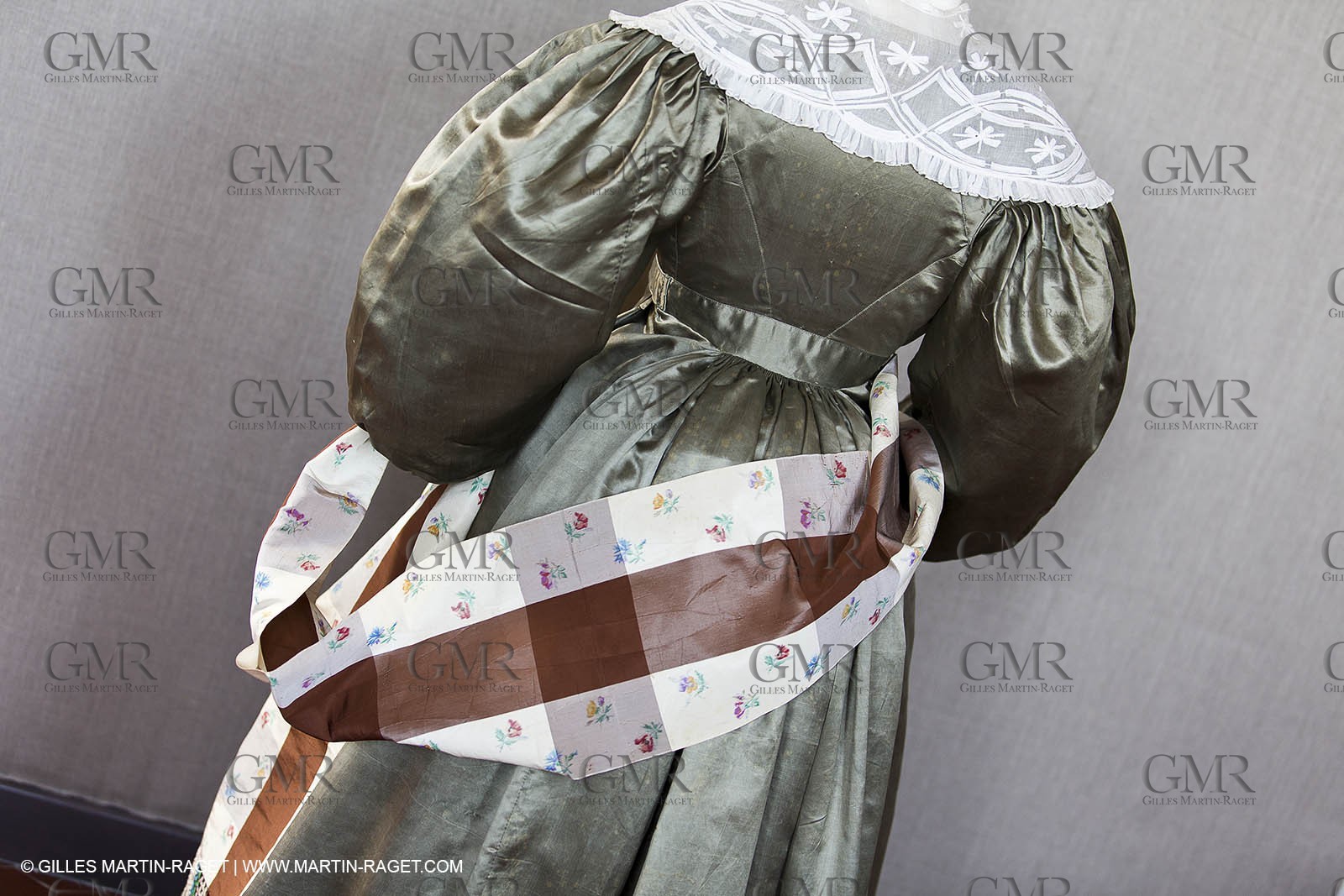 06 07 2012, Toulon (FRA,83), Villa Rozemaine, Exposition Robes de Mode