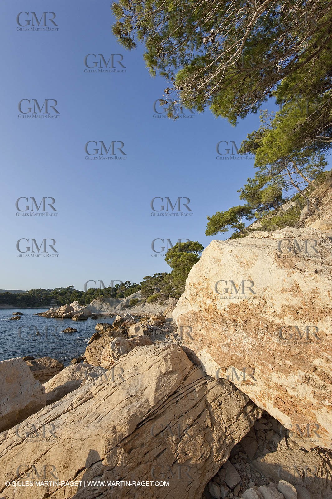 08 09 2009 - Marseille (FRA, 13) - Les Calanques - Cape Canaille and Soubeyrannes cliffs