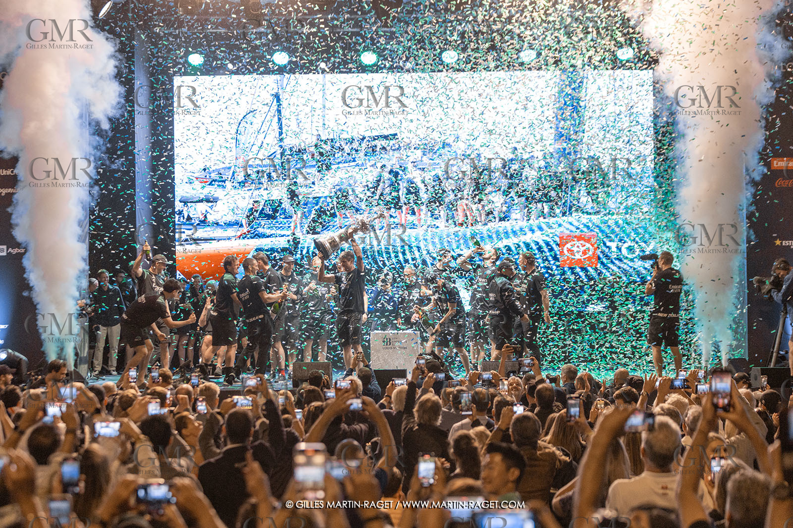 19 10 2024, Barcelona (ESP), Louis Vuitton 37th America's Cup, Final Match, Race Day 6 , Prizegiving