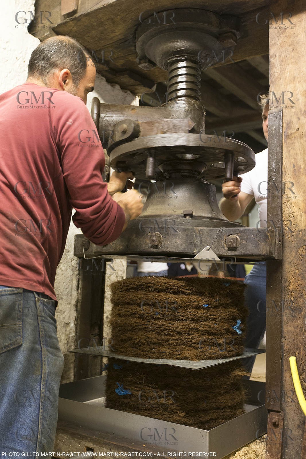 14 11 2015, Saint-Etienne du Grès (FRA,13), traditional making of olive oil at La Croix mill