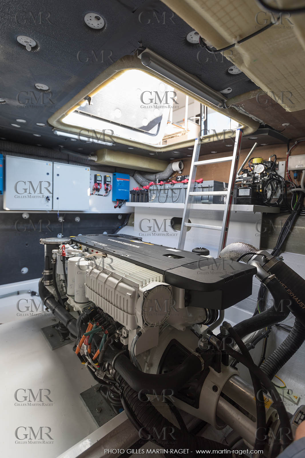 17 05 2017, Porquerolles (FRA,12), Fountaine-Pajot MY 44