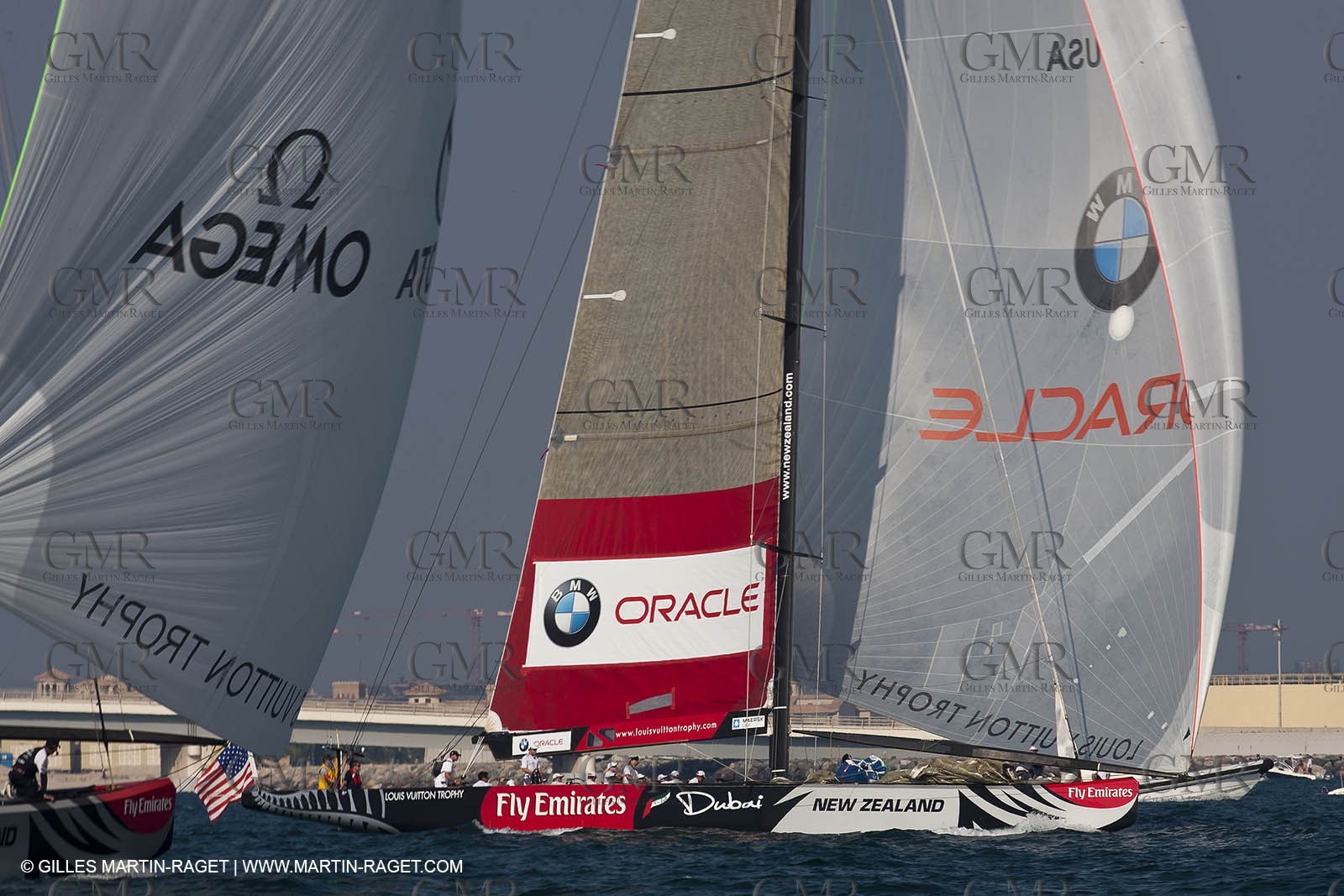 21 11 2010 - Dubai (UAE) - Dubai Louis Vuitton Trophy -  Round 2 - BMW ORACLE Racingg Vs Emirates Team New Zealand
