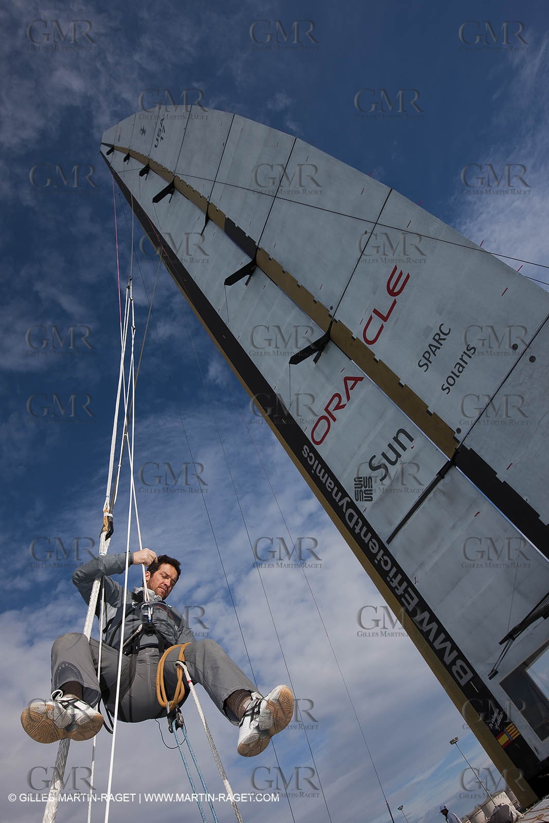 06 02 2010 - Valencia (ESP) - 33rd America's Cup - BMW ORACLE Racing - Day off 1 - Getting the yacht ready
