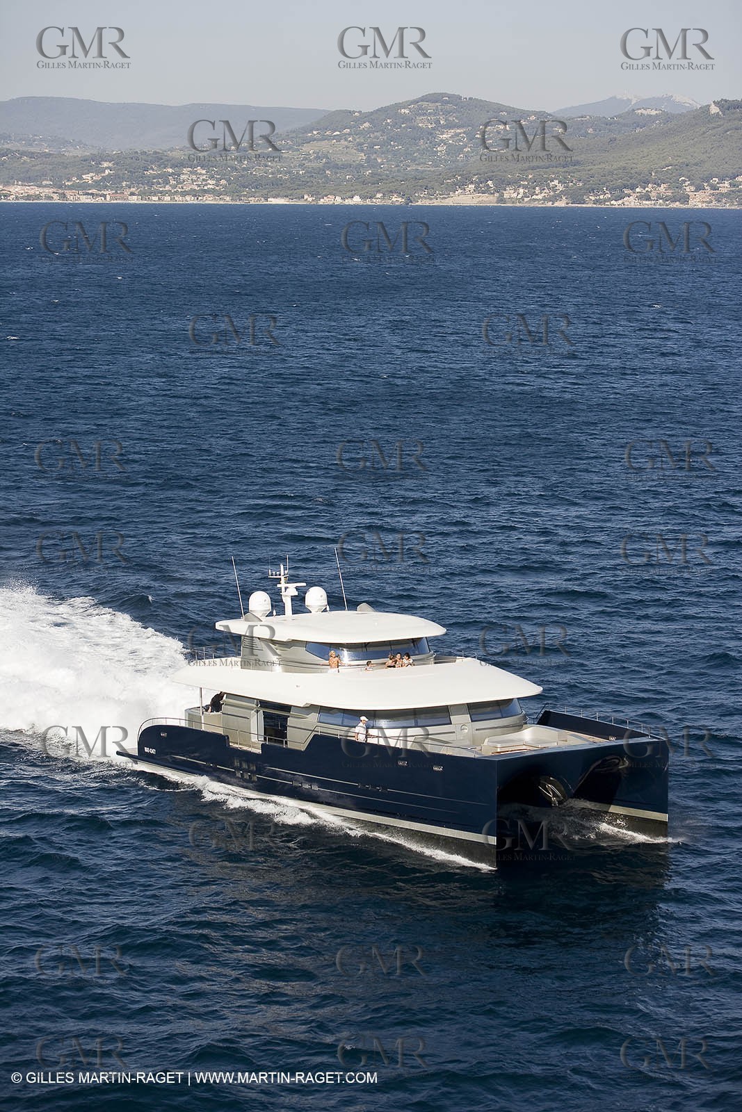 13-07-07 - La Ciotat (FRANCE) - MotorYacht - Chantier H2X