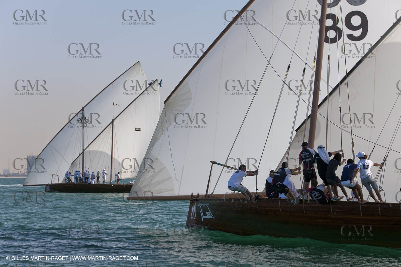 20 11 2010 - Dubai (UAE) - Dubai Louis Vuitton Trophy - Traditionnal dhow races for competing teams