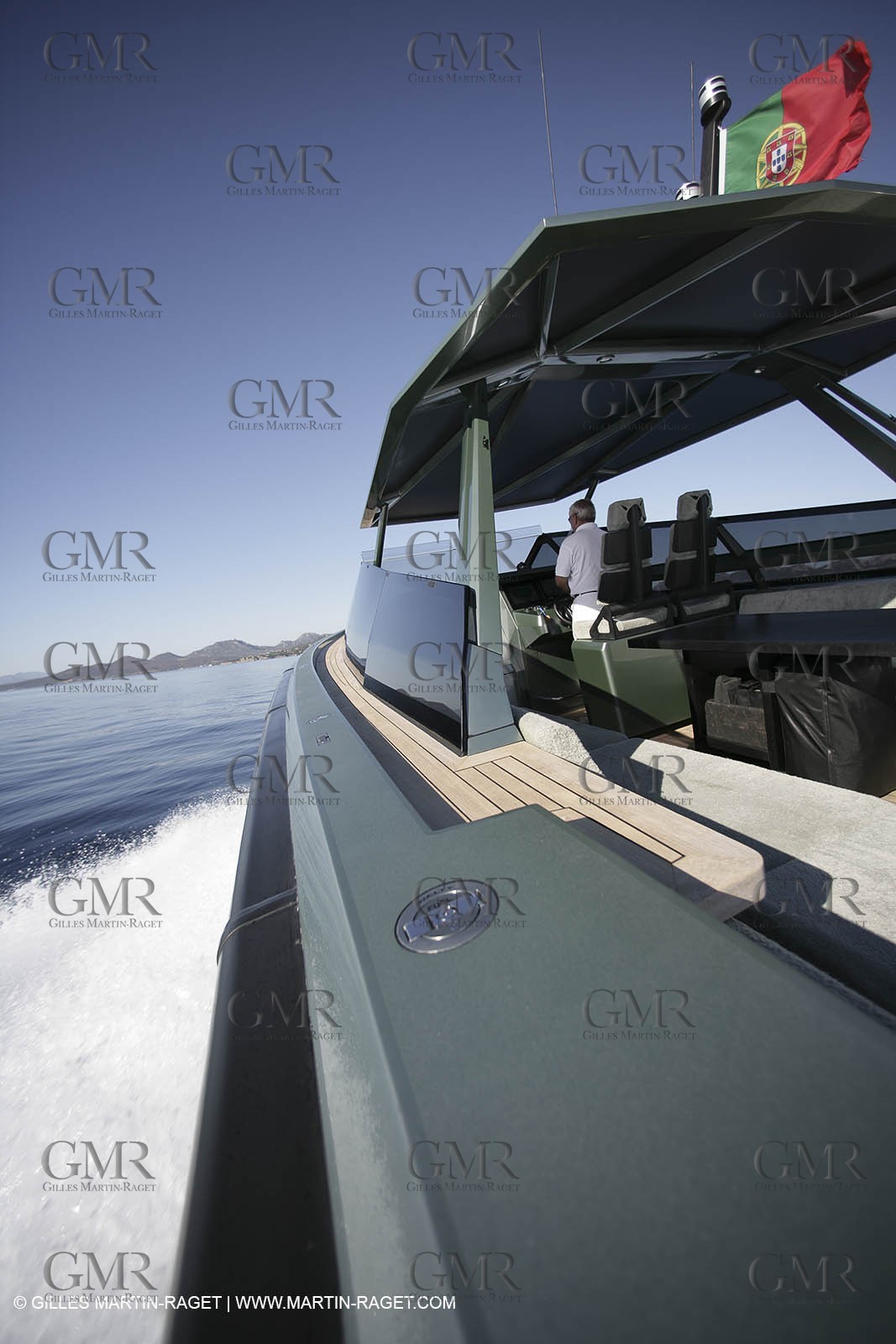 16 07 2007 - Portisco (Italie, Sardaigne) - Wally Power 47, 2007 version